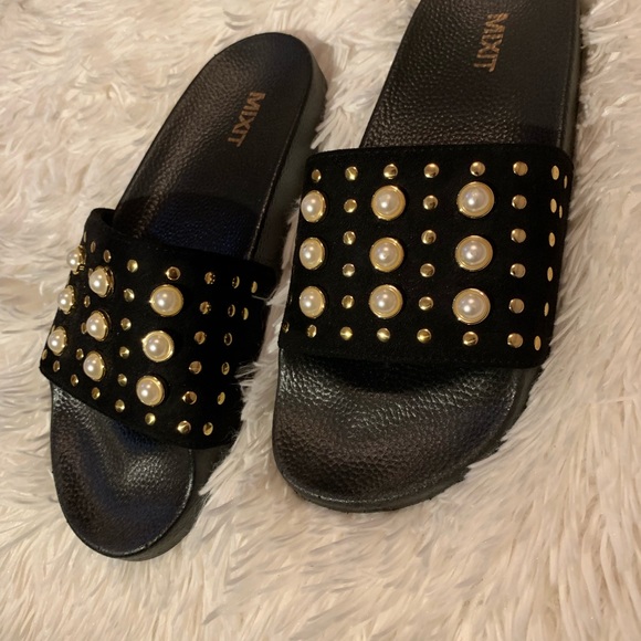 *SOLD* - Picture 4 of 5